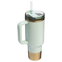 The Holiday Quencher H2.0 FlowState™ Tumbler | 40 OZ