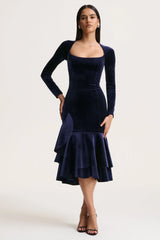 Emberlyn | Navy Velvet Scoop-Neck Fishtail Midi Dress
