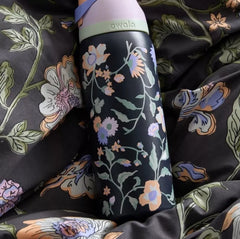 Owala x Urban Outfitter Exclusive FreeSip 32 oz Water Bottle Midnight Garden