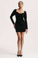 Kiss Of Midnight | Black Velvet Puff-Sleeve Mini Dress With Bow