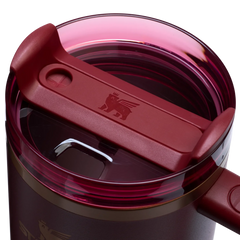 The Holiday Quencher H2.0 FlowState™ Tumbler | 40 OZ