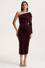 Vespera | Burgundy Velvet Asymmetric Neck Midi Dress With Bow Detail