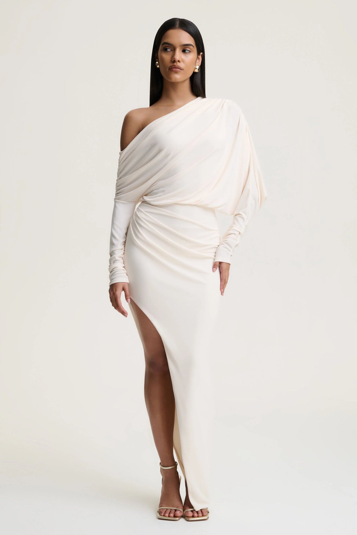 Olivia | Cream Asymmetric-Neck Maxi Dress With Ruched Detailing Asymmetric-Hem