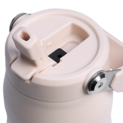 The Holiday IceFlow™ Bottle with Flip Straw Lid | 24 OZ